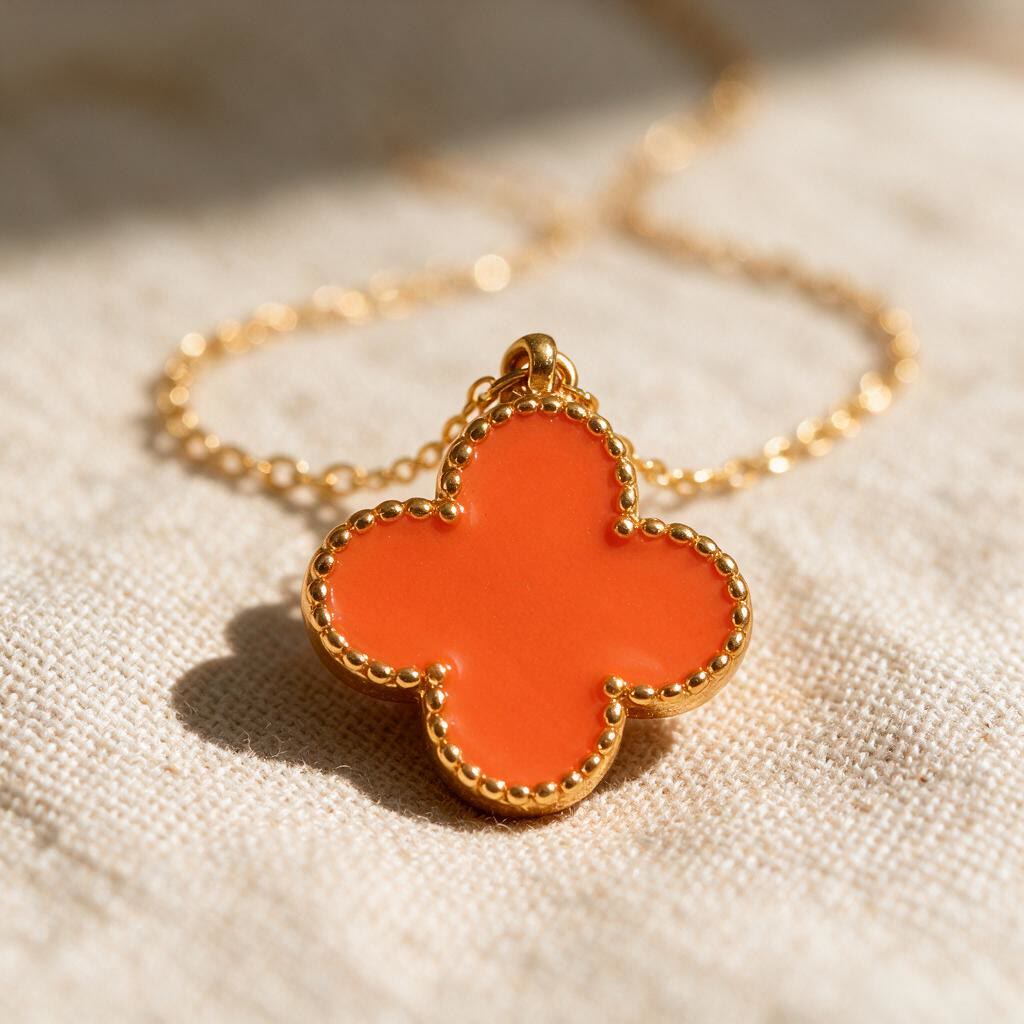 CONJUNTO COLAR E BRINCOS DE TREVO LARANJA BANHADO A OURO - Imagem 4